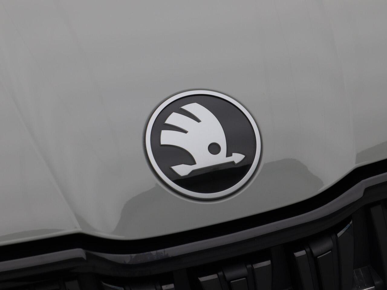 Skoda Kodiaq 1.5 TSi 204 Pk Automaat PHEV Sportline Business | Panoramadak | Trekhaak | Stoel Verwarming | Canton Audio | Carplay | Elektrische Achterklep | 20 Inch | 17.782 Km!