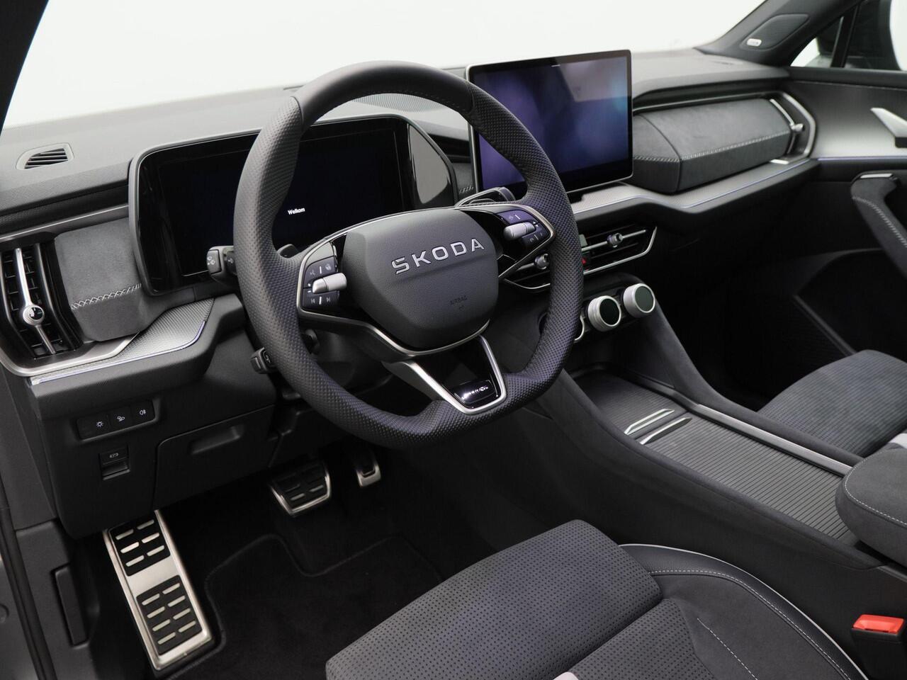 Skoda Kodiaq 1.5 TSi 204 Pk Automaat PHEV Sportline Business | Panoramadak | Elektrische Stoelen met Geheugen | Canton Audio | Trekhaak | CarPlay | LED | 20 Inch | 14 Km!!