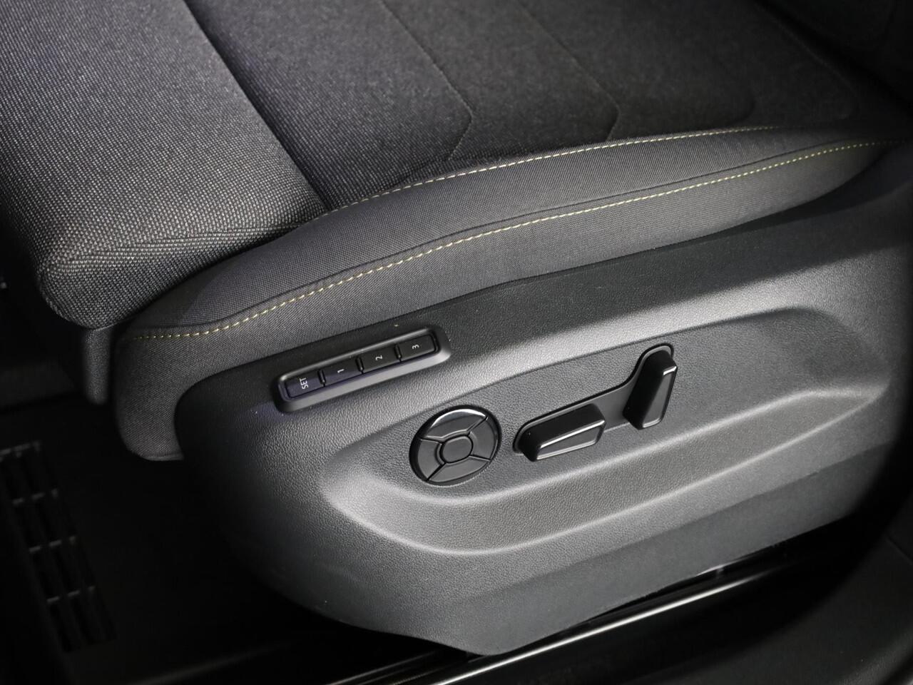 Skoda Kodiaq 1.5 TSI MHEV Business Edition 7p. 150 PK DSG | Verlengde garantie | 7 PERSOONS | Trekhaak | LED Matrix koplampen |