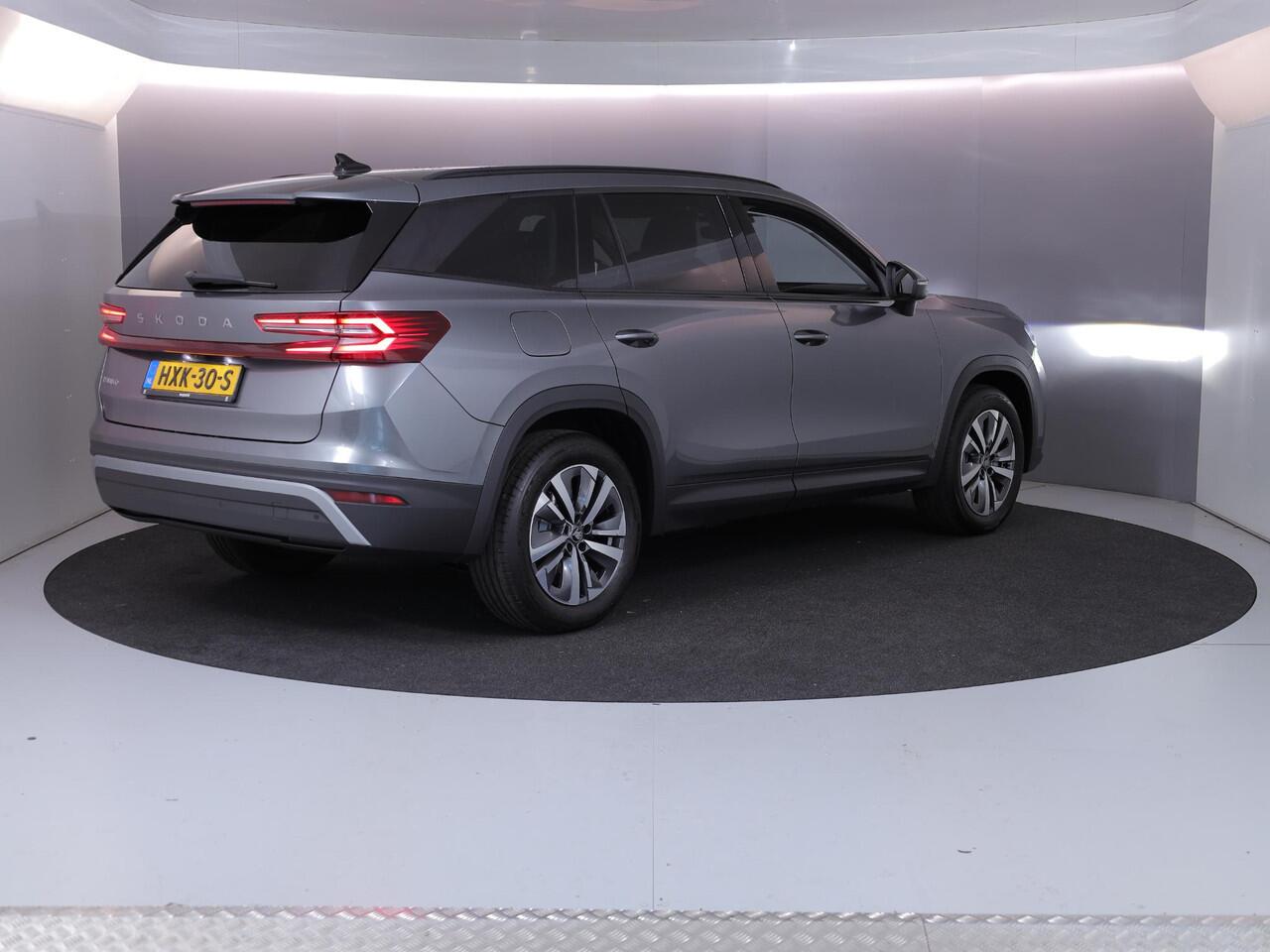 Skoda Kodiaq 1.5 TSI MHEV Business Edition 7p. 150 pk Automaat (DSG) | Verlengde garantie | Navigatie | Trekhaak (wegklapbaar ) | Parkeersensoren | Achteruitrijcamera | Matrix LED koplampen |