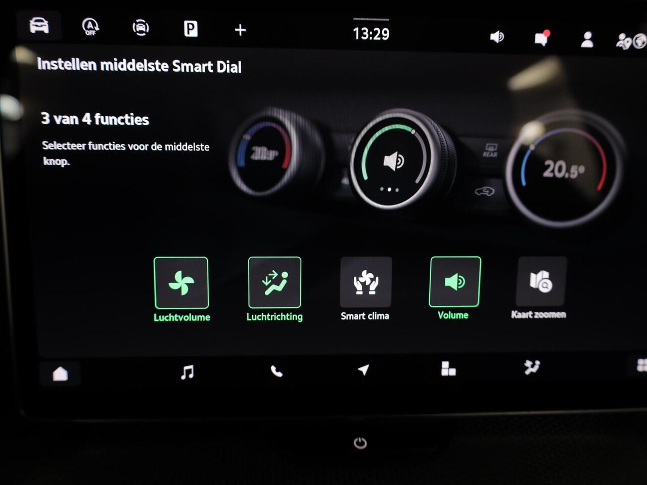 Skoda Kodiaq 1.5 TSI MHEV Business Edition 7p. 150 pk Automaat (DSG) | Verlengde garantie | Navigatie | Panoramadak | Trekhaak (wegklapbaar) | Parkeersensoren | Achteruitrijcamera | Matrix LED koplampen |