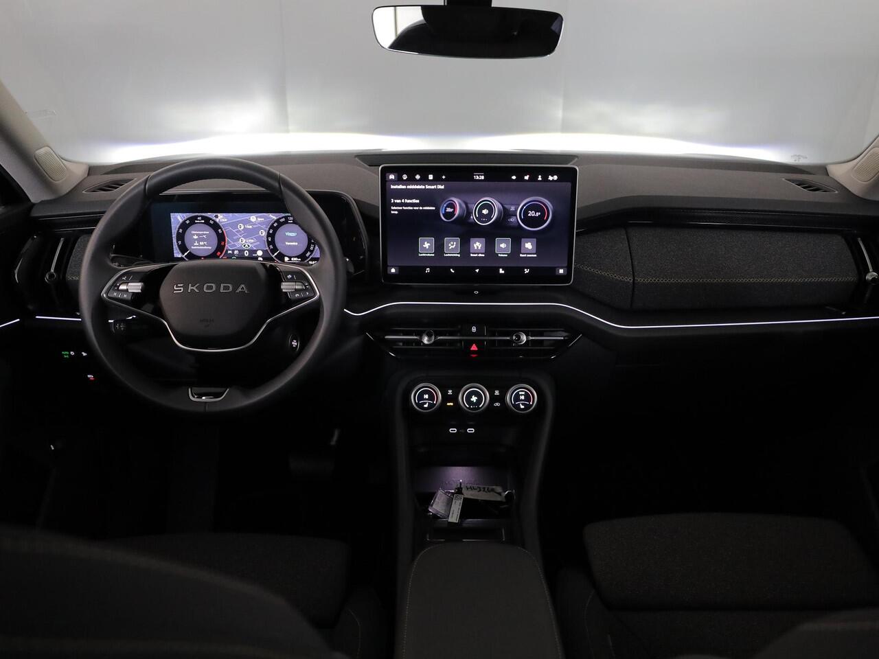 Skoda Kodiaq 1.5 TSI MHEV Business Edition 7p. 150 pk Automaat (DSG) | Verlengde garantie | Navigatie | Panoramadak | Trekhaak (wegklapbaar) | Parkeersensoren | Achteruitrijcamera | Matrix LED koplampen |