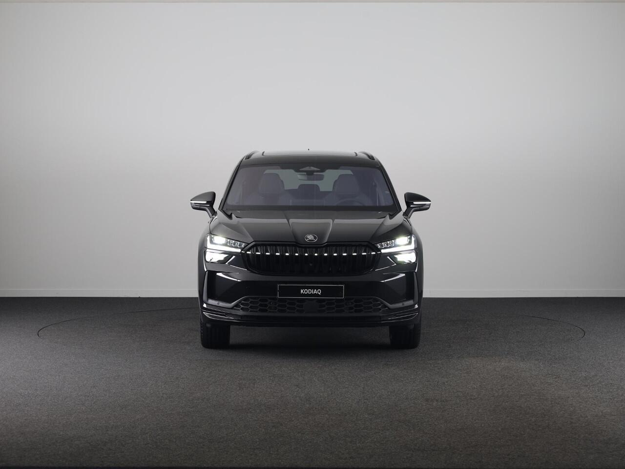 Skoda Kodiaq 1.5 TSI PHEV Sportline Business 204pk | DCC | Panoramadak | Canton | Trekhaak | Elek. stoelen | 20 inch | 360° camera