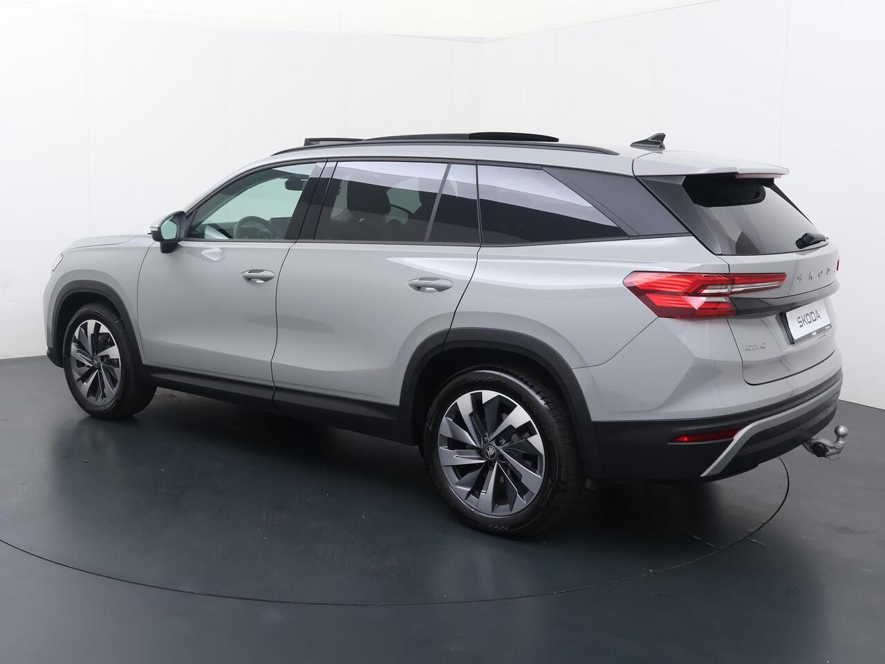 Skoda Kodiaq 1.5 TSI MHEV Business Edition 7p. | 150 PK | Automaat | Trekhaak | Elektrisch panorama dak | Stoelverwarming |