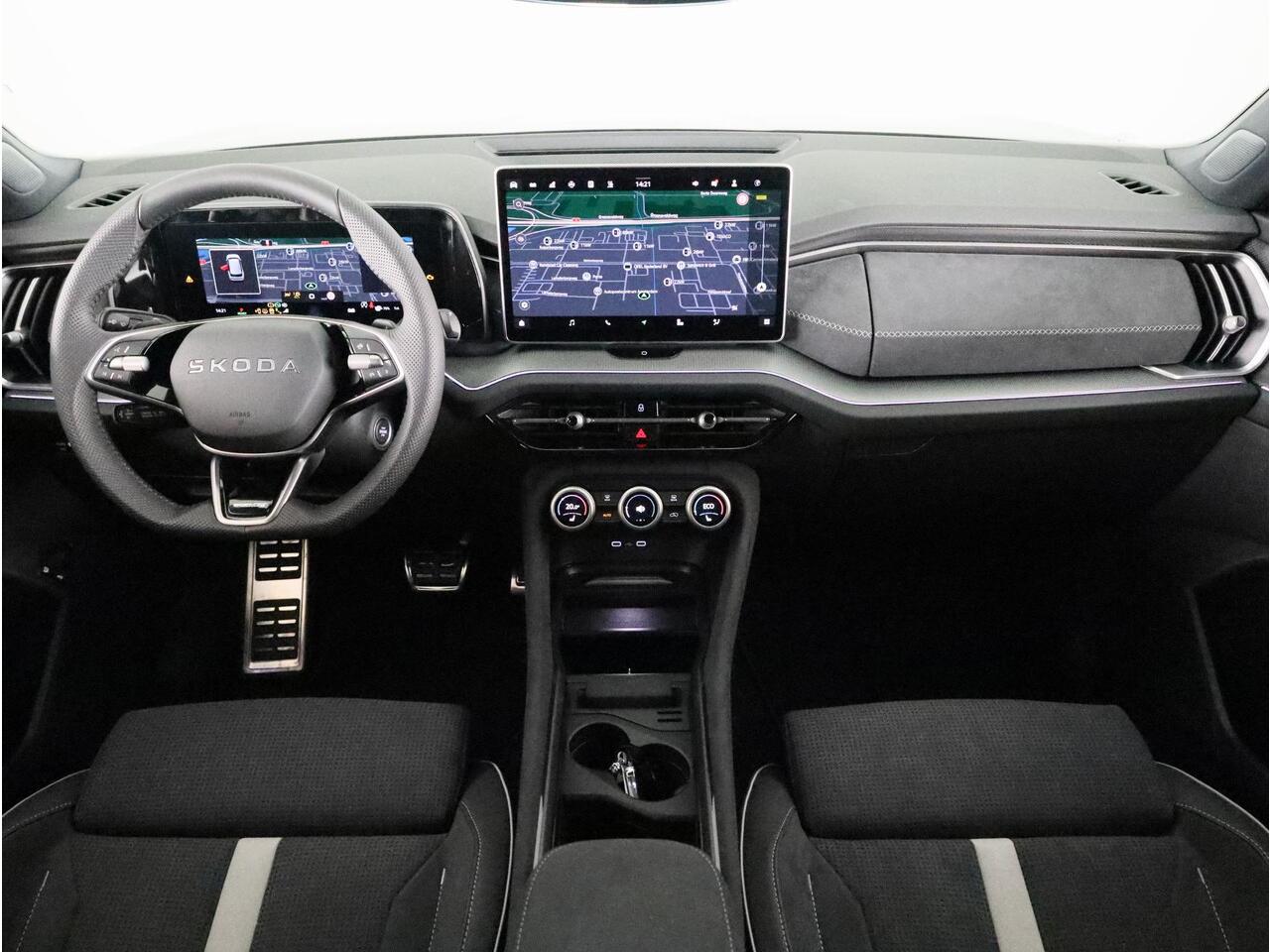 Skoda Kodiaq Sportline Business PHEV 1.5 TSI 204 pk 6 versn. DSG | Trekhaak | Panoramadak | Light & View | Winter pakket | Elek. stoel | Adaptive Cruise | Blind Spot |