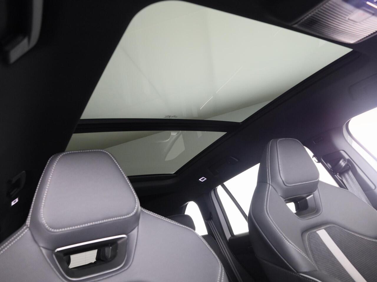 Skoda Kodiaq Sportline Business PHEV 1.5 TSI 204 pk 6 versn. DSG | Trekhaak | Winterpakket | Panoramadak | Light & View pakket