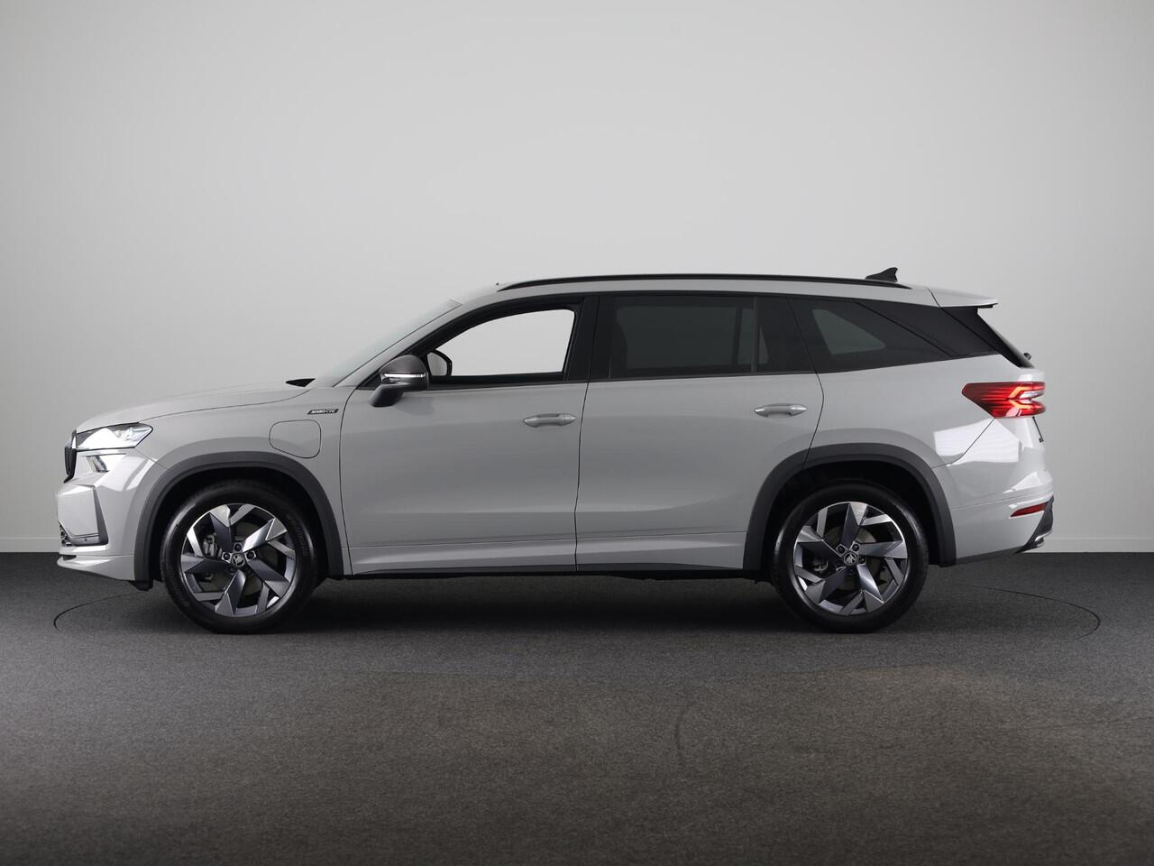 Skoda Kodiaq Sportline Business PHEV 1.5 TSI 204 pk 6 versn. DSG | Trekhaak | Winterpakket | Panoramadak | Light & View pakket