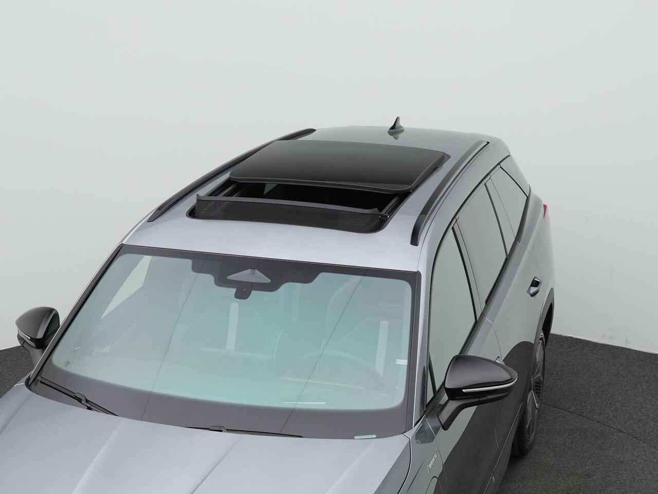 Skoda Kodiaq 1.5 TSI iV 204 pk DSG Sportline Business | Panoramadak | Geheugenstoelen | Adaptief onderstel | Head-up display | Canton | 360 camera | Matrix LED | Stuur-/achterbankverwarming