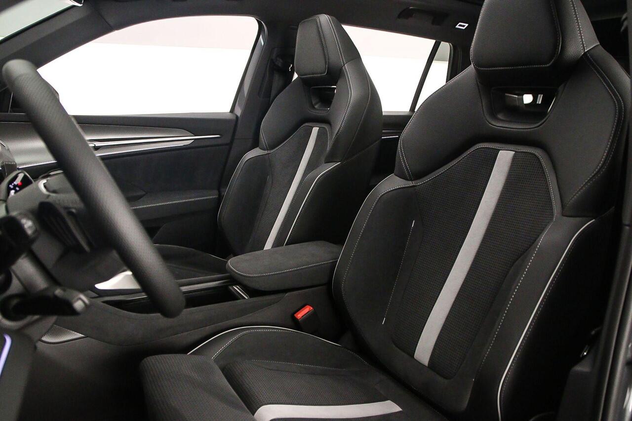 Skoda Kodiaq Sportline Business 1.5 TSI PHEV 204pk DSG Automaat Trekhaak, Panoramadak, Verwarmde voorruit, CANTON audio, Adaptive cruiese control, Achteruitrijcamera