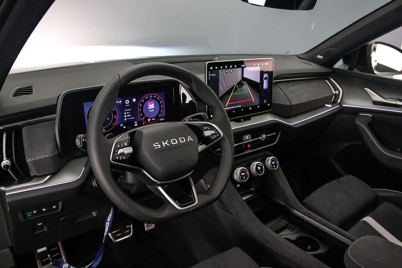 Skoda Kodiaq Sportline Business 1.5 TSI PHEV 204pk DSG Automaat Trekhaak, Panoramadak, Verwarmde voorruit, CANTON audio, Adaptive cruiese control, Achteruitrijcamera