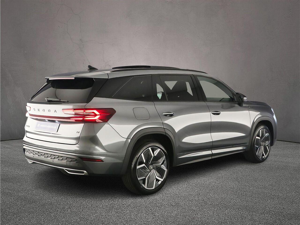 Skoda Kodiaq Sportline Business 1.5 TSI PHEV 204pk DSG Automaat Trekhaak, Panoramadak, Verwarmde voorruit, CANTON audio, Adaptive cruiese control, Achteruitrijcamera