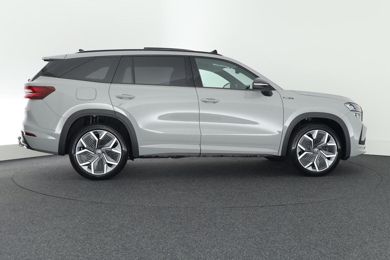 Skoda Kodiaq 1.5 TSI 204pk PHEV Sportline Business Trekhaak Camera Memory Keyless Stoelverwarming Virtual Cockpit Navigatie Panoramadak
