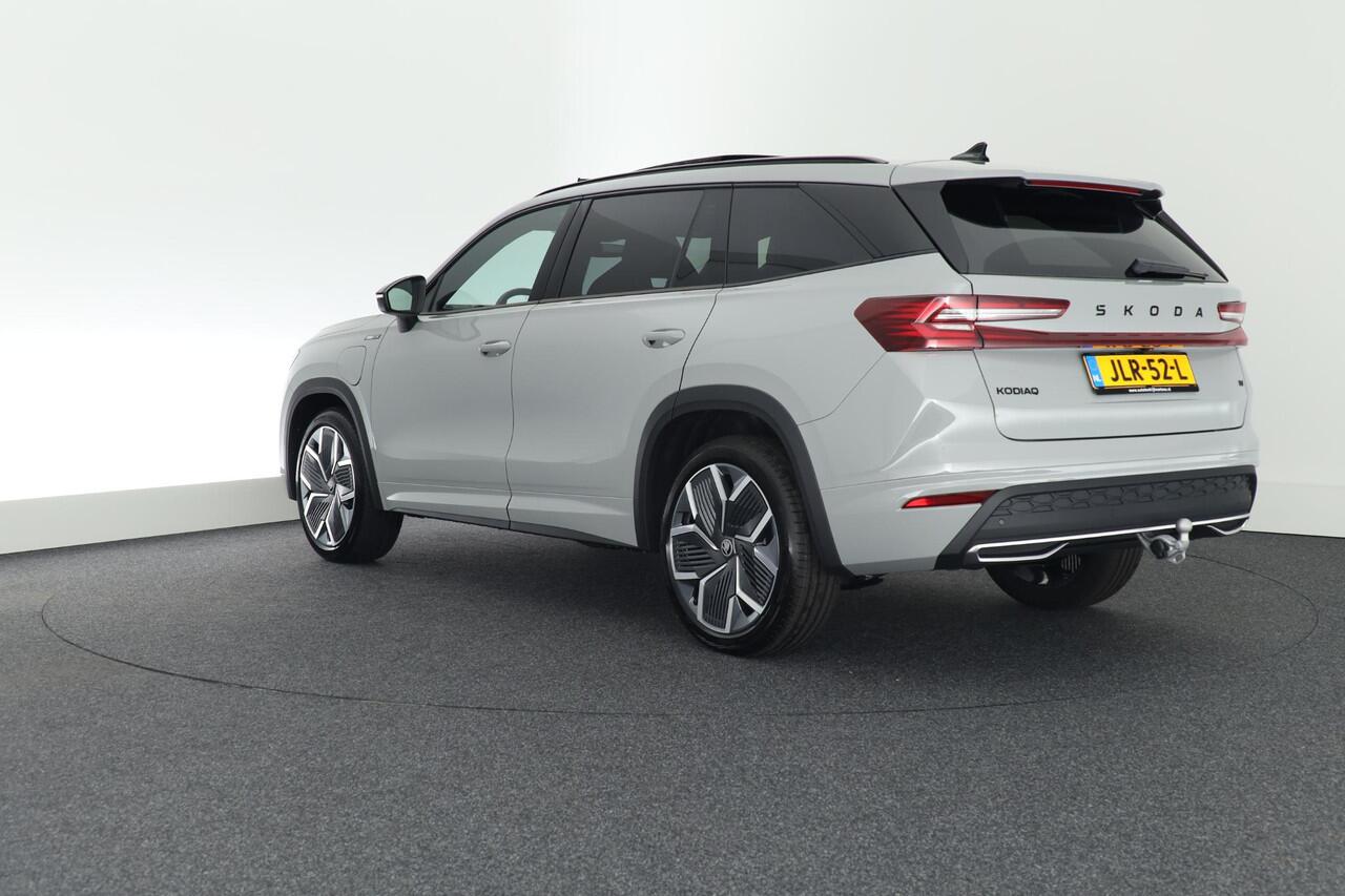 Skoda Kodiaq 1.5 TSI 204pk PHEV Sportline Business Trekhaak Camera Memory Keyless Stoelverwarming Virtual Cockpit Navigatie Panoramadak