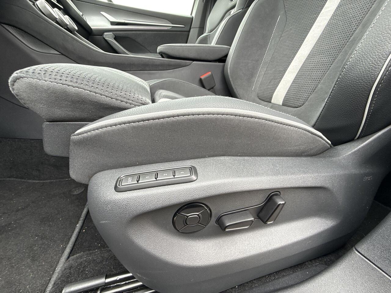 Skoda Kodiaq Sportline Business 1.5 TSI PHEV 150 kW / 204 PK Plug-Inn Hybride | Panorama dak | Trekhaak wegklapbaar | Comfort pakket | 19 Inch!