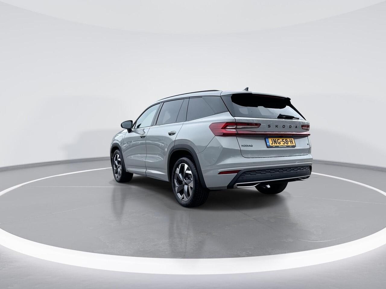 Skoda Kodiaq Sportline Business 1.5 TSI PHEV 150 kW / 204 PK Plug-Inn Hybride | Panorama dak | Trekhaak wegklapbaar | Comfort pakket | 19 Inch!