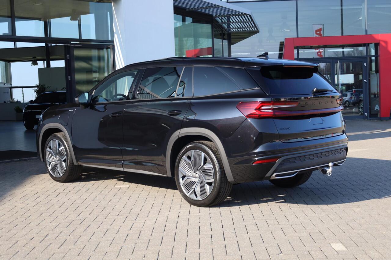 Skoda Kodiaq 1.5 TSI PHEV Sportline Business 20" LMV Rila Panoramadak trekhaak wegklapbaar Matrix LED met strip in grille 13" navigatie systeem met smartlink winterpakket met 4 x stoelverwarming voor en achter stuurwiel verwarming elektrische achterklep elektrisch ver