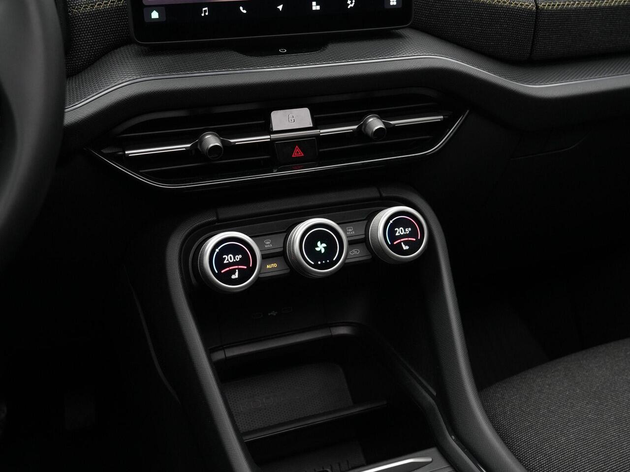 Skoda Kodiaq 7-zits 1.5 TSI 150 PK DSG Selection | Panoramadak | Geheugenstoel | Matrix LED | Achteruitrijcamera | Stoelverwarming