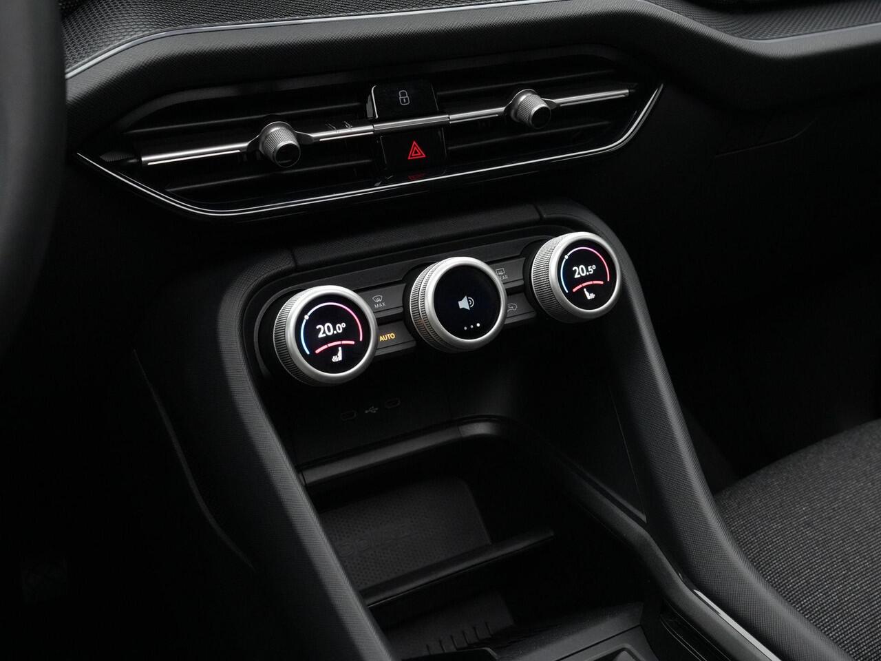 Skoda Kodiaq 7-zits 1.5 TSI 150 pk DSG Selection | Panoramadak | Geheugenstoel | Matrix LED | Achteruitrijcamera | Stoelverwarming