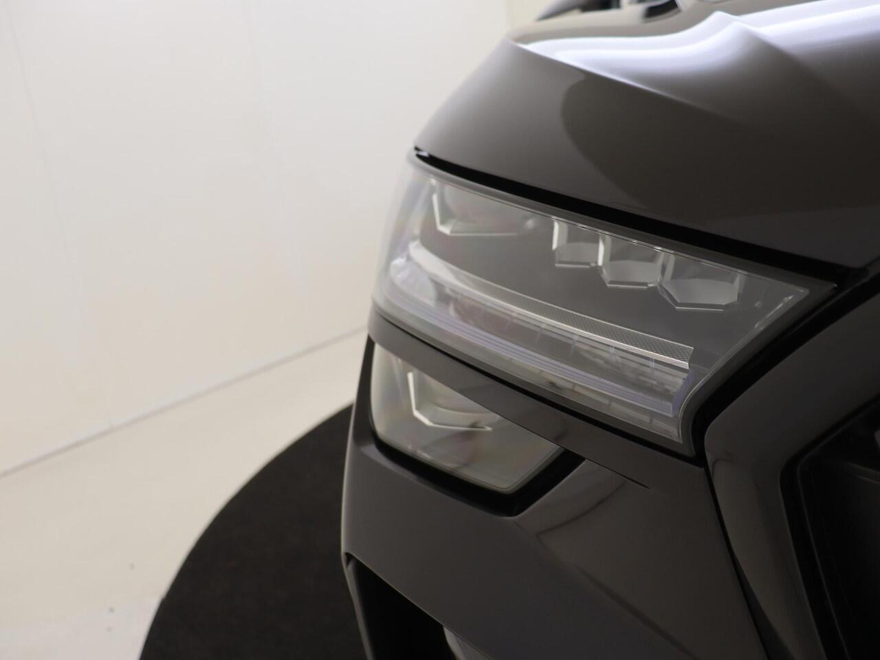 Skoda Kodiaq 1.5 TSI PHEV Sportline Business | Keyless | Stoelverwarming voor en achter | Verlichte grill | Achteruitrijcamera | Navigatie | Dodehoek detectie | Adaptieve cruise controle | Sfeerverlichting |