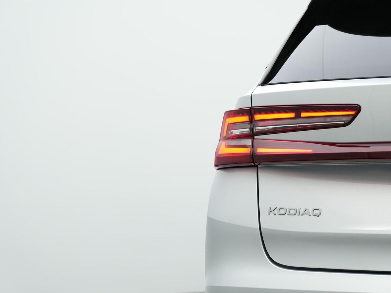 Skoda Kodiaq 1.5 TSI iV 204 pk DSG Selection | Geheugenstoel | Stuur-/achterbankverwarming | Matrix LED | Achteruitrijcamera