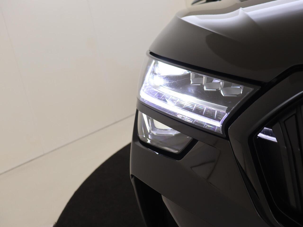 Skoda Kodiaq 1.5 TSI PHEV Sportline Business | Keyless | Stoelverwarming voor en achter | Verlichte grill | Achteruitrijcamera | Navigatie | Dodehoek detectie | Adaptieve cruise controle | Sfeerverlichting |