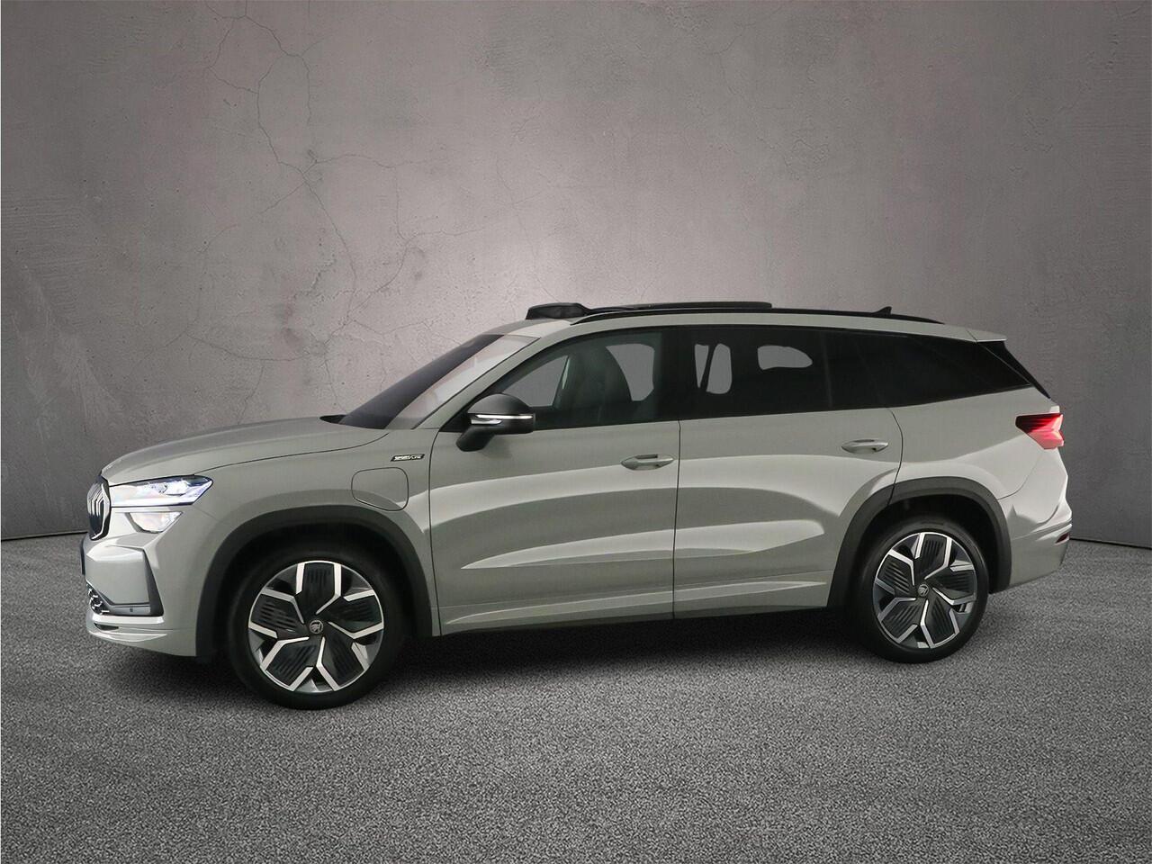 Skoda Kodiaq Sportline Business 1.5 TSI PHEV 204pk DSG Automaat Trekhaak, Panoramadak, Adaptive cruise control, Achteruitrijcamera, LED matrix koplampen, Elektrische achterklep