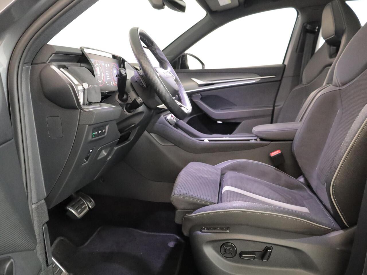 Skoda Kodiaq 1.5 TSI PHEV Sportline Business 204 pk Automaat (DSG) | Verlengde garantie | Navigatie | Panoramadak | Trekhaak (wegklapbaar) | Parkeersensoren | Achteruitrijcamera | Stoelverwarming v/a |