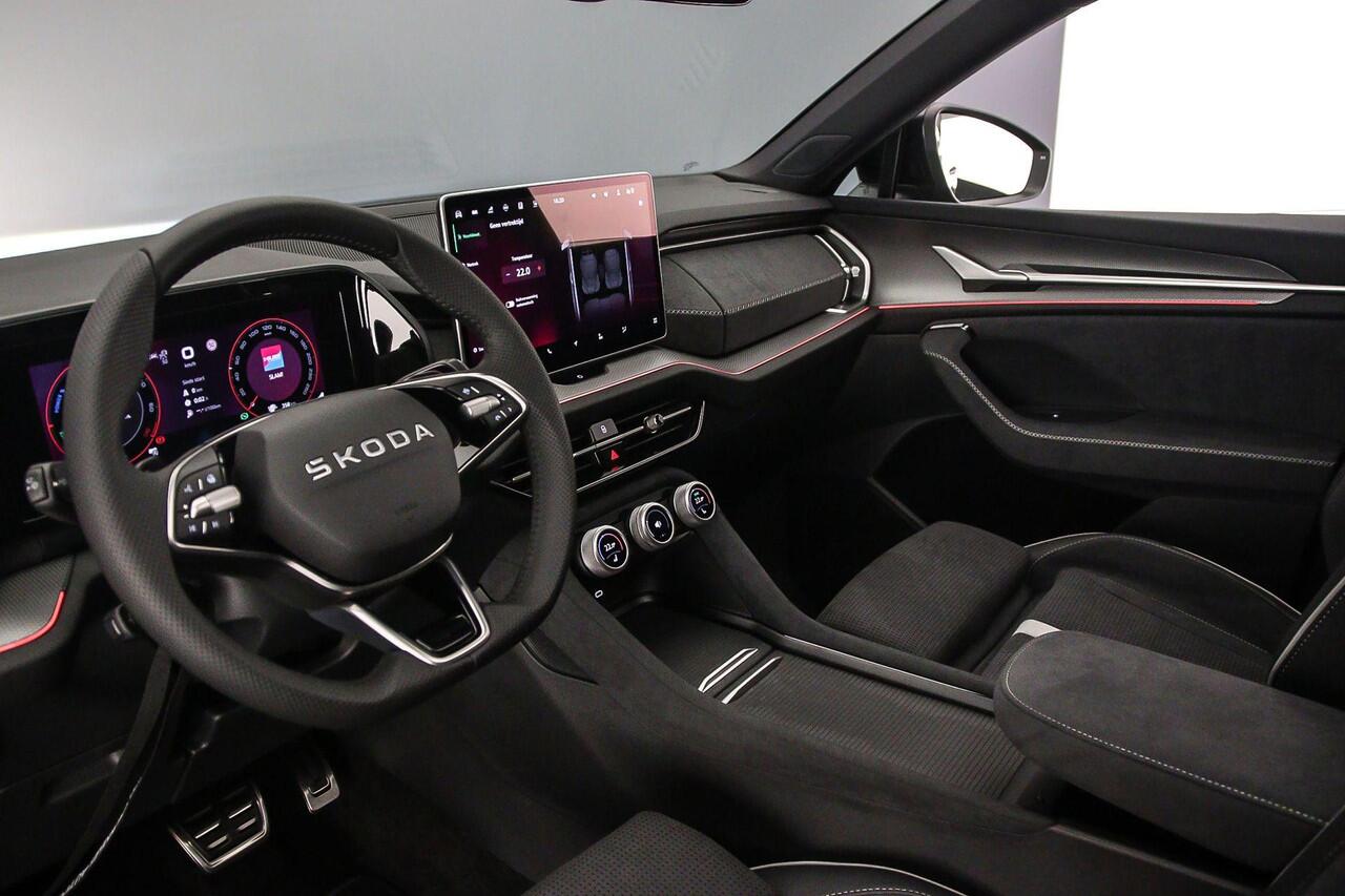 Skoda Kodiaq Sportline Business 1.5 TSI PHEV 204pk DSG Automaat Trekhaak, Panoramadak, Adaptive cruise control, Achteruitrijcamera, LED matrix koplampen, Elektrische achterklep