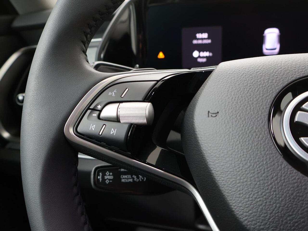 Skoda Kodiaq Business Edition 1.5 TSI 150 pk DSG ¦koda Kodiaq Business Edition 1.5 TSI m-HEV 150 pk DSG | Automaat | Elektrische achterklep | Navigatie | Adaptieve cruise control | 19'' Lichtmetalen velgen |