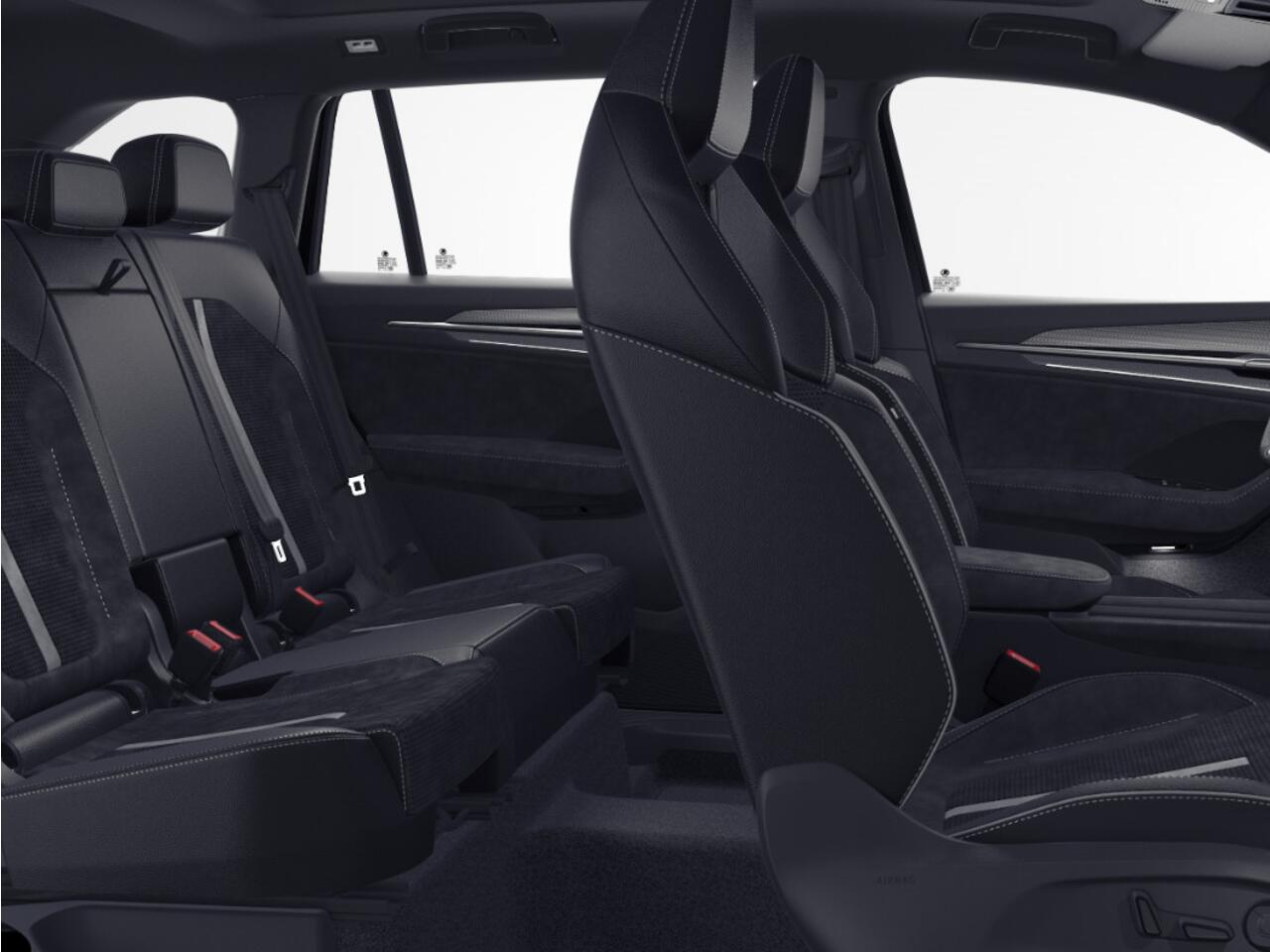 Skoda Kodiaq Sportline Business 1.5 TSI PHEV 150 kW / 204 PK SU V | 20'' Lichtmetalen Velgen | Panorama dak | 4000,- inruilvoordeel!!