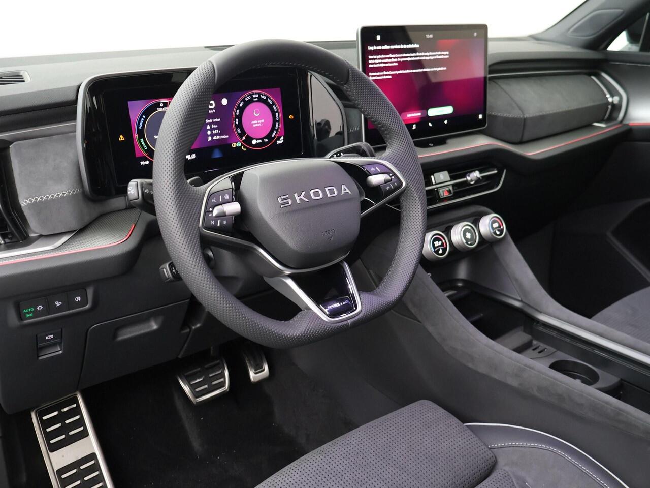 Skoda Kodiaq Sportline Business 1.5 TSI PHEV 204 PK | Trekhaak | Panorama dak | 19" lichtmetalen velgen |