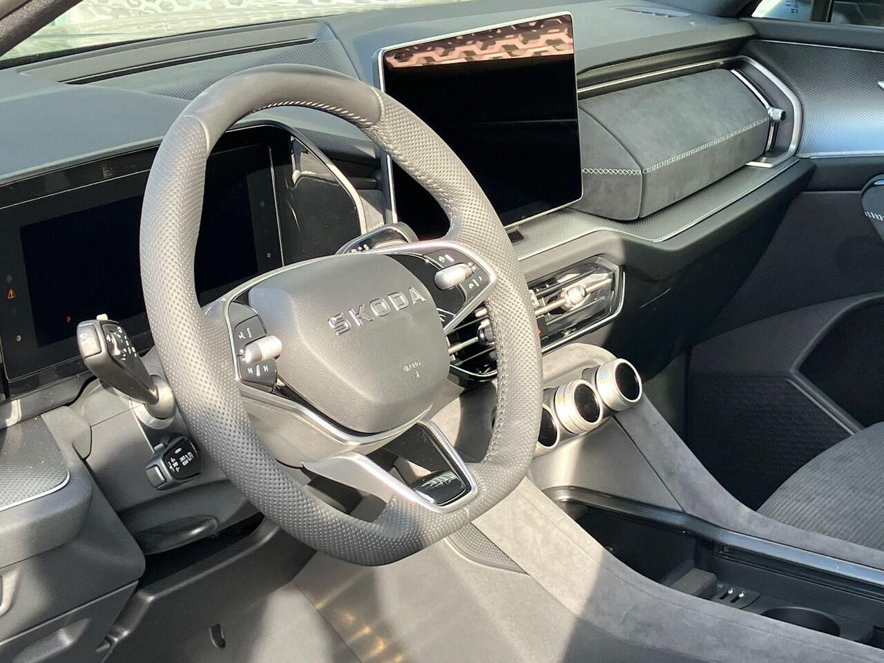 Skoda Kodiaq Sportline Business 1.5 TSI PHEV 204 PK | Comfort pakket | 19" lichtmetalen velgen | Familie pakket