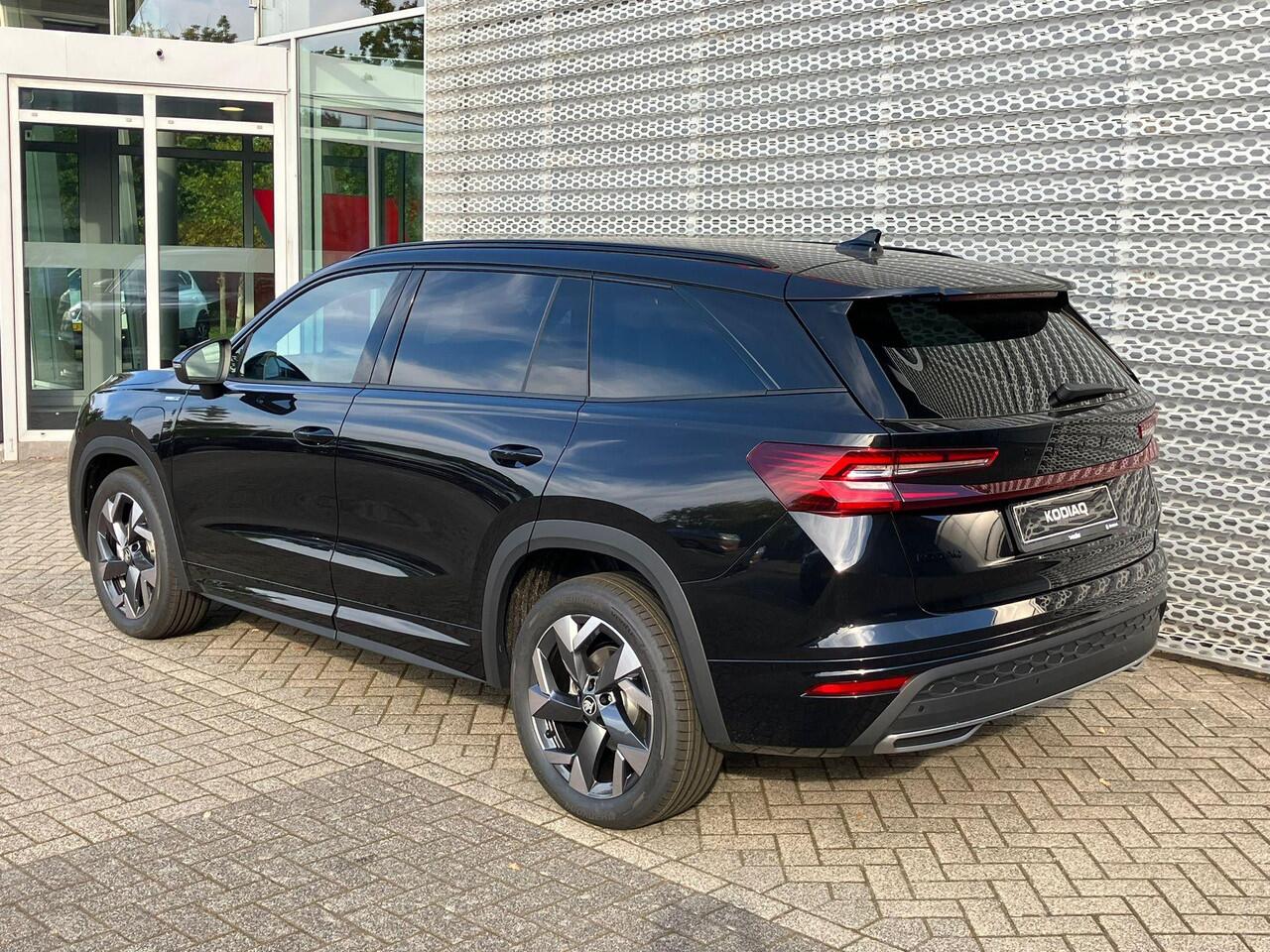 Skoda Kodiaq Sportline Business 1.5 TSI PHEV 204 PK | Comfort pakket | 19" lichtmetalen velgen | Familie pakket