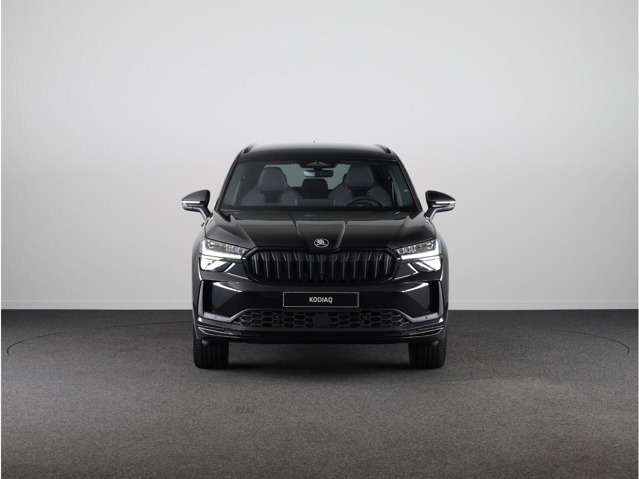 Skoda Kodiaq Sportline Business 1.5 TSI 204pk PHEV DSG | Trekhaak | Panoramadak | Light & View | Winter pakket | Elek. stoel | Adaptive Cruise | Blind Spot |