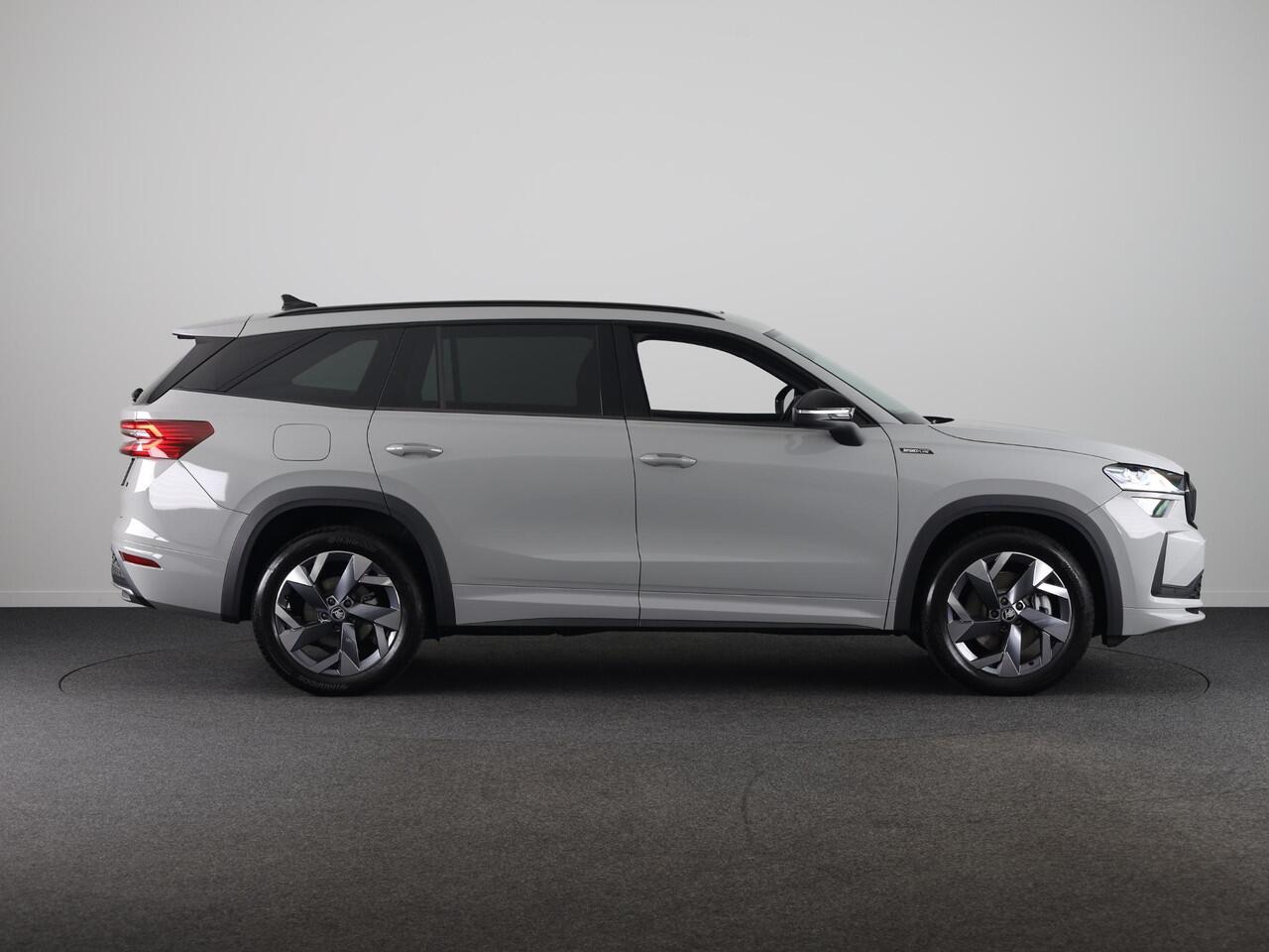 Skoda Kodiaq Sportline Business PHEV 1.5 TSI 204 pk 6 versn. DSG | Trekhaak | Winterpakket | Panoramadak | Light & View pakket