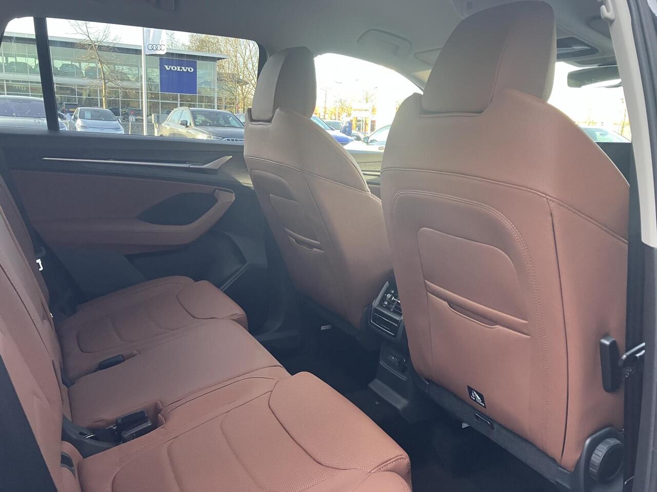 Skoda Kodiaq Business Edition 1.5 TSI PHEV 204 PK | Trekhaak | Cognac Leder | 19" lichtmetalen velgen | LED Matrix | 360 graden camera |