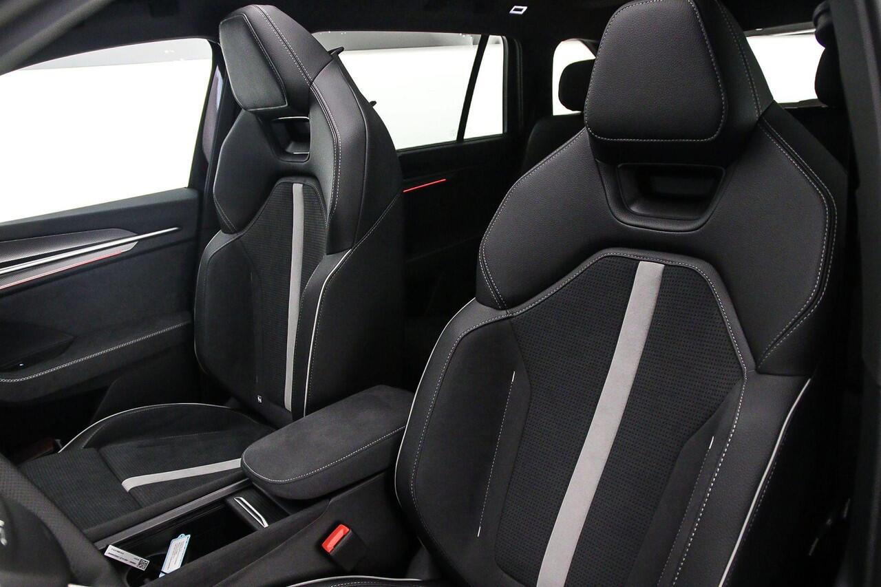 Skoda Kodiaq Sportline Business 1.5 TSI PHEV 204pk DSG Automaat Trekhaak, Panoramadak, Achteruitrijcamera, Adaptive cruise control, Elektriche achterklep, LED matrix koplampen