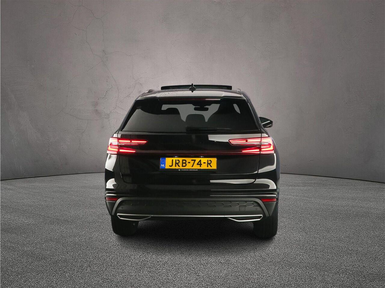 Skoda Kodiaq Sportline Business 1.5 TSI PHEV 204pk DSG Automaat Trekhaak, Panoramadak, Achteruitrijcamera, Adaptive cruise control, Elektriche achterklep, LED matrix koplampen