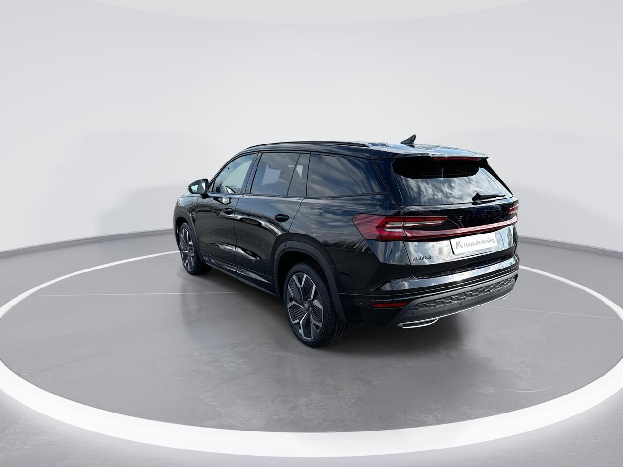 Skoda Kodiaq Sportline Business 1.5 TSI PHEV 150kW/204PK SUV | Comfort Pakket | panoramisch schuif-/kanteldak | Trekhaak wegklapbaar | Parkeer Pakket