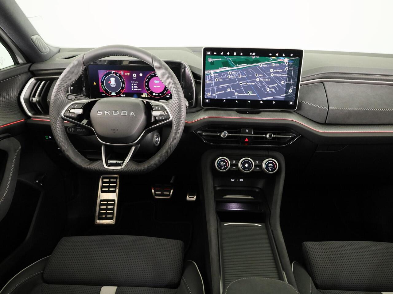 Skoda Kodiaq Sportline Business PHEV 1.5 TSI 204 pk 6 versn. DSG | Panoramadak | Wegklapbare trekhaak | Light & view pakket