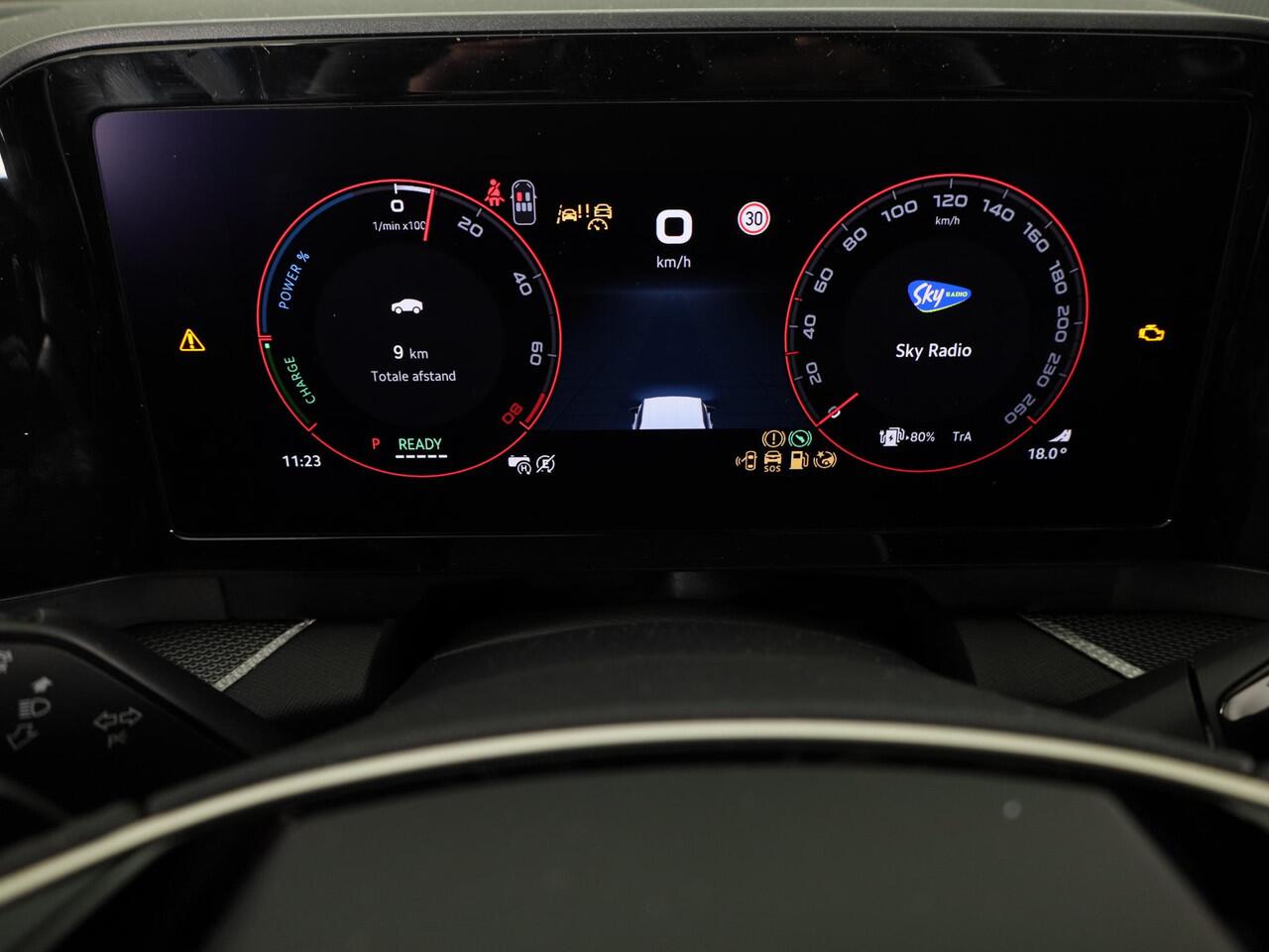 Skoda Kodiaq Sportline Business PHEV 1.5 TSI 204 pk 6 versn. DSG | Panoramadak | Wegklapbare trekhaak | Light & view pakket