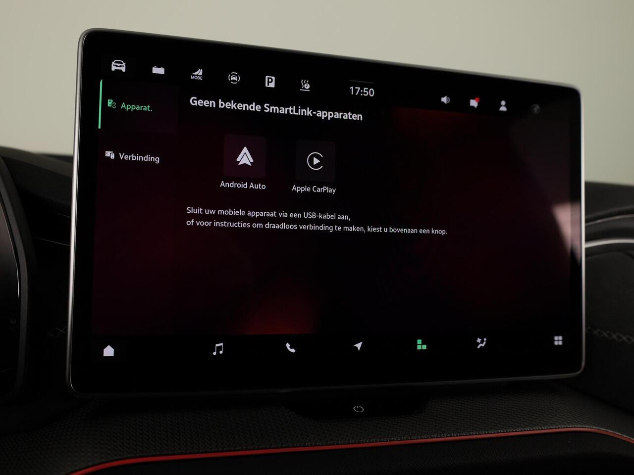 Skoda Kodiaq Sportline Business PHEV 1.5 TSI 204 pk 6 versn. DSG | Panoramadak | Wegklapbare trekhaak | Winter pakket | Verwarmbare vooruit