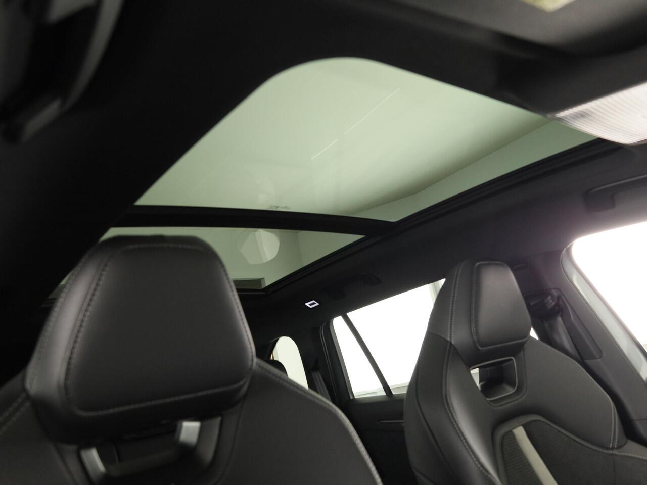 Skoda Kodiaq Sportline Business PHEV 1.5 TSI 204 pk 6 versn. DSG | Panoramadak | Wegklapbare trekhaak | Winter pakket | Verwarmbare vooruit