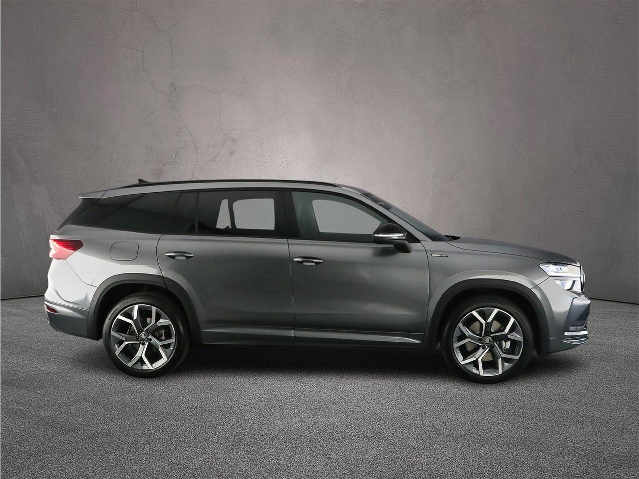 Skoda Kodiaq Sportline Business 1.5 TSI PHEV 204pk DSG Automaat Trekhaak, Adaptive cruise control, LED matrix koplampen, Achteruitrijcamera, Elektrische achterklep