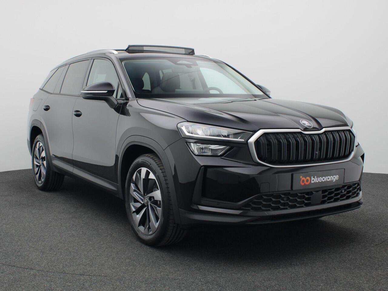 Skoda Kodiaq 1.5 TSI PHEV Business Edition Plus 204PK DSG Pano-Schuifdak, Trekhaak, 19" LM Velgen, Stoelverwarming voor + achter, Keyless, Virtual Pedal, Navi, Side Assist, Stuurwielverwarming, Memorystoel