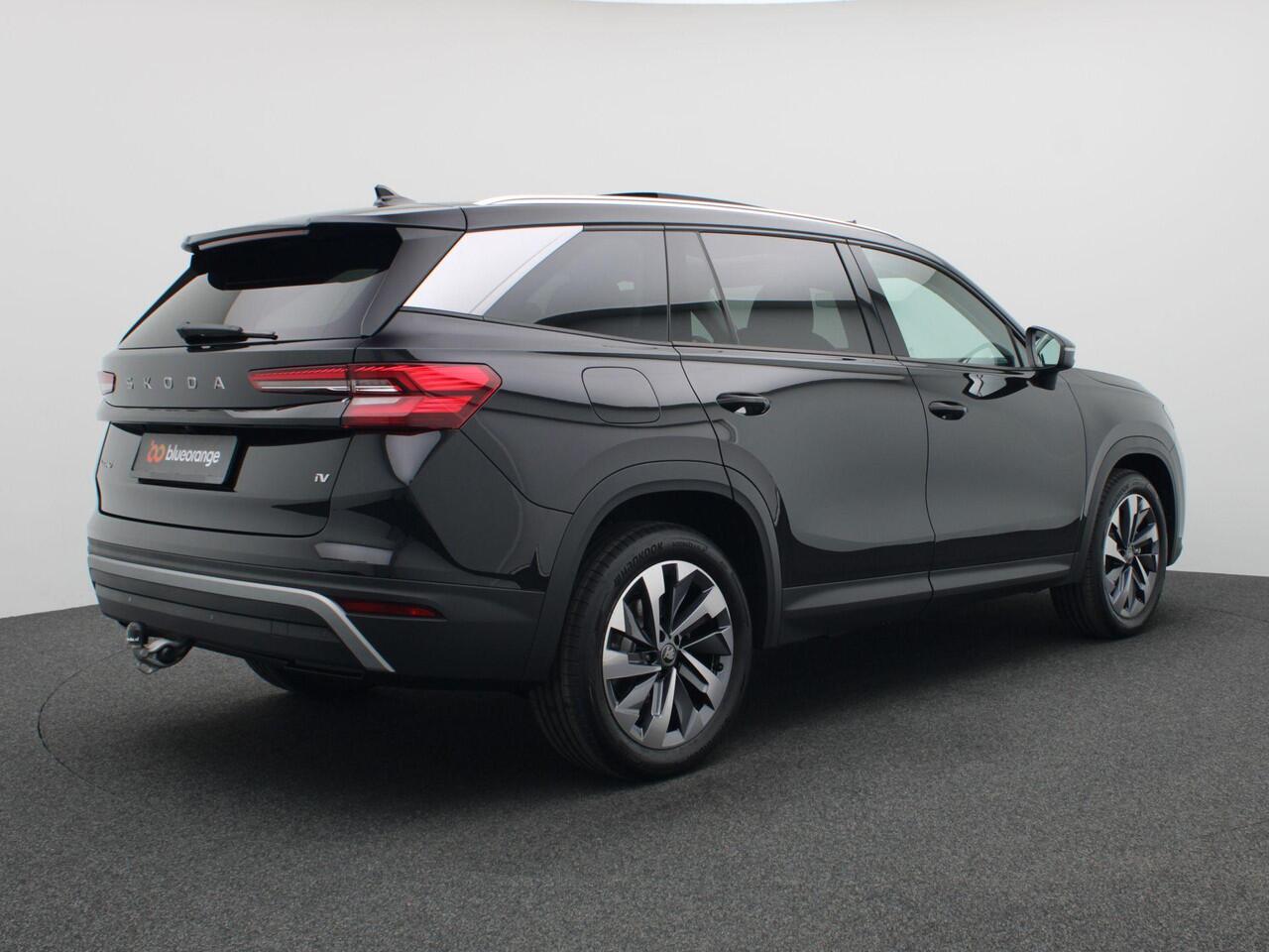 Skoda Kodiaq 1.5 TSI PHEV Business Edition Plus 204PK DSG Pano-Schuifdak, Trekhaak, 19" LM Velgen, Stoelverwarming voor + achter, Keyless, Virtual Pedal, Navi, Side Assist, Stuurwielverwarming, Memorystoel