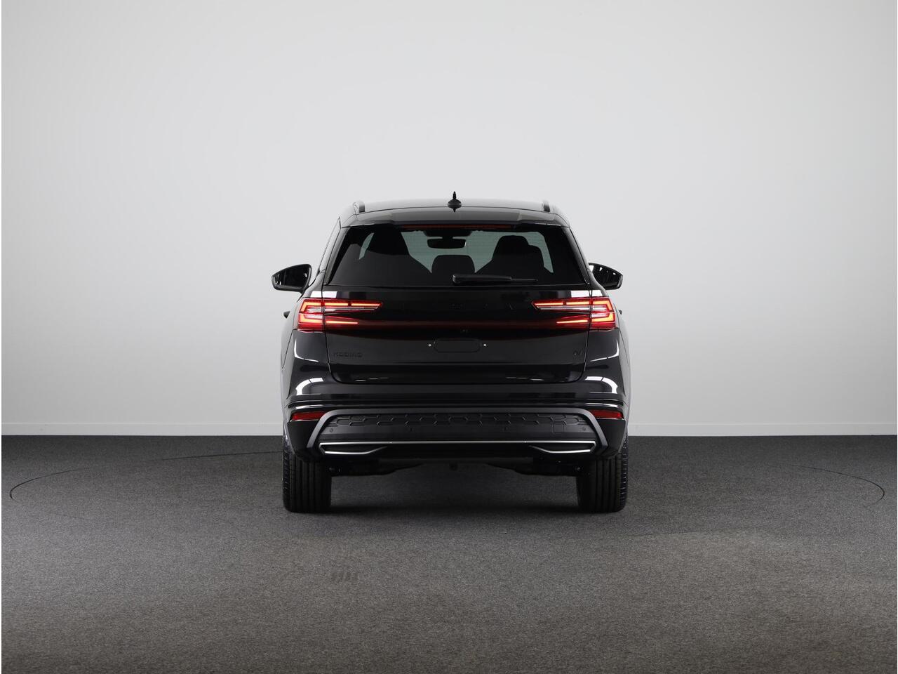 Skoda Kodiaq Sportline Business PHEV 1.5 TSI 204 pk 6 versn. DSG | Panoramadak | Trekhaak | Light & View | Elek. stoel | Adaptive Cruise | Blind Spot |