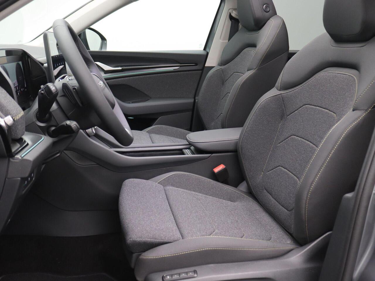 Skoda Kodiaq 1.5 TSI PHEV Business Edition Plus 204PK DSG Pano-Schuifdak, Trekhaak, 19" LM Velgen, Stoelverwarming, Memorystoel, Achteruitrijcamera, Keyless, Side Assist, Elektr. Achterklep