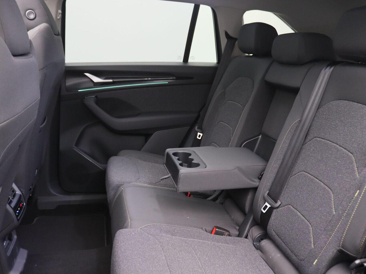 Skoda Kodiaq 1.5 TSI PHEV Business Edition Plus 204PK DSG Pano-Schuifdak, Trekhaak, 19" LM Velgen, Stoelverwarming, Memorystoel, Achteruitrijcamera, Keyless, Side Assist, Elektr. Achterklep