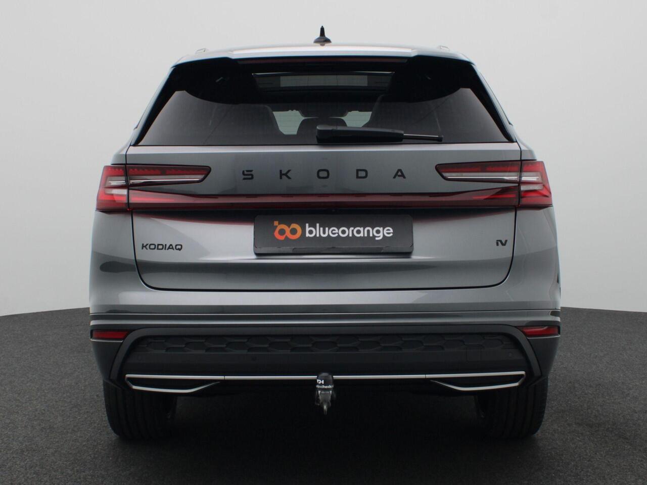 Skoda Kodiaq 1.5 TSI PHEV Sportline Business Pano-Schuifdak, Trekhaak, Dynamic Chassis, 20" LM Velgen, Memorystoelen, Stoel-Stuurverwarming, Canton Audio, Elektr. Achterklep, Winterpakket